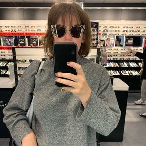 Meet your Posher, Olivia